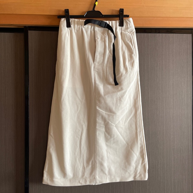 MUJI (無印良品)(ムジルシリョウヒン)の無印　ニットコーデュロイ　スカート　オフホワイト　S レディースのスカート(ひざ丈スカート)の商品写真