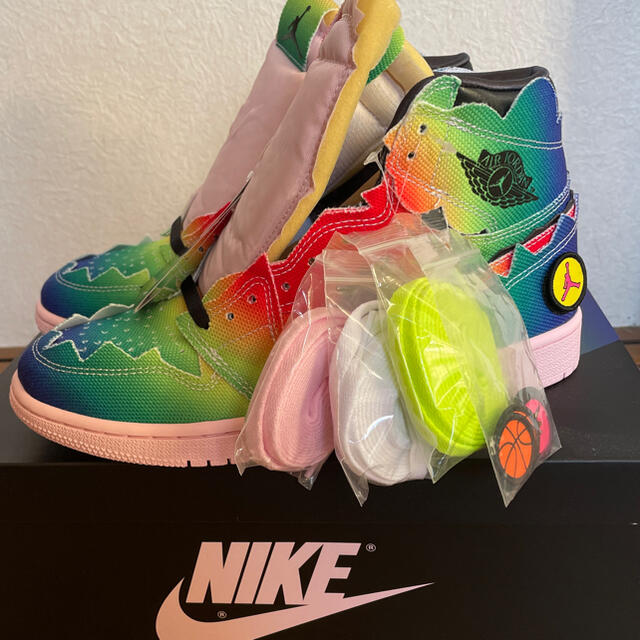 NIKE(ナイキ)のエアジョーダン1レトロ HIGH OG JBALVIN メンズの靴/シューズ(スニーカー)の商品写真