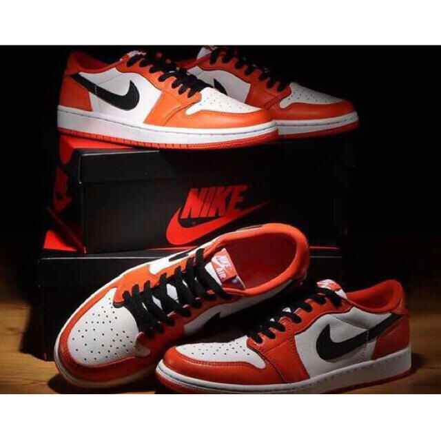 NIKE エアジョーダン1 LOW starfish 28cmスニーカー