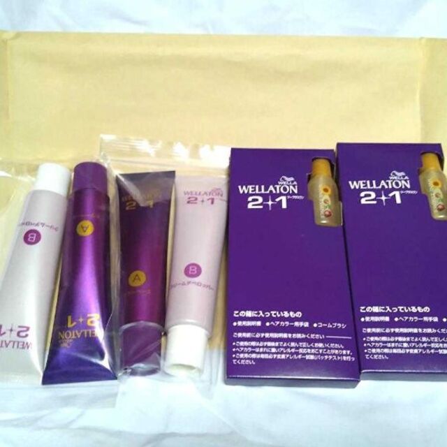 WELLA(ウエラ)の2セット　送無　8G ウエラトーン 2+1  クリームタイプ  コスメ/美容のヘアケア/スタイリング(白髪染め)の商品写真