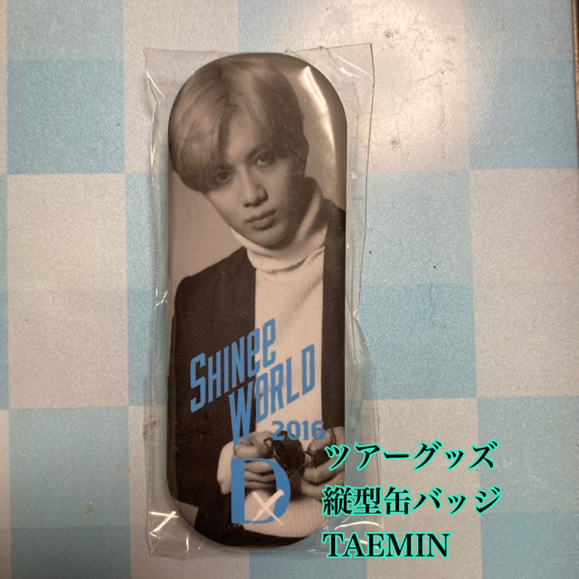 SHINee(シャイニー)のD×D×Dツアータオル＆缶バッジ   TAEMIN エンタメ/ホビーのタレントグッズ(アイドルグッズ)の商品写真