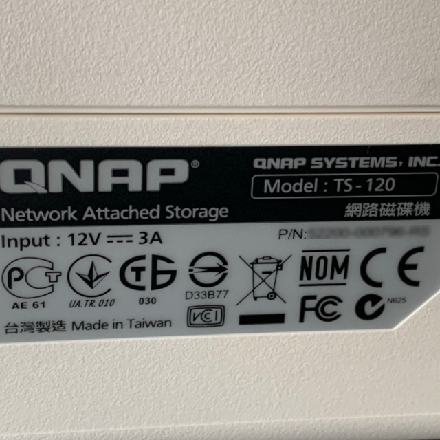 QNAP TS-120 NAS スマホ/家電/カメラのPC/タブレット(PC周辺機器)の商品写真