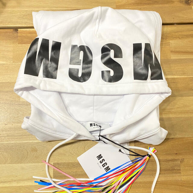 好評最新作】 MSGM - 新品 MSGM フードパーカー オーバーサイズ