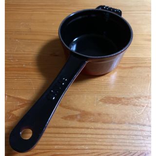 ストウブ(STAUB)の専用です。ストウブ　スモールソースパン　チェリー(鍋/フライパン)