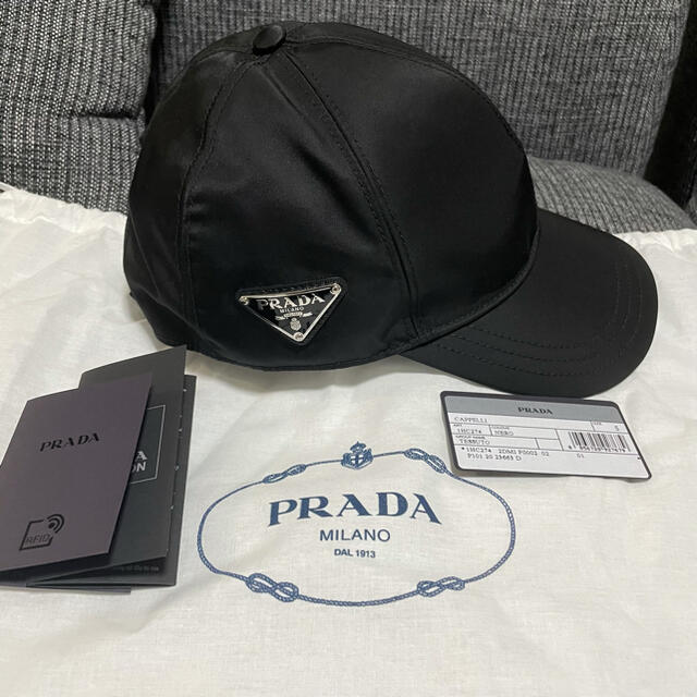 PRADA(プラダ)のPRADA プラダ　キャップ　帽子 ハット レディースの帽子(キャップ)の商品写真