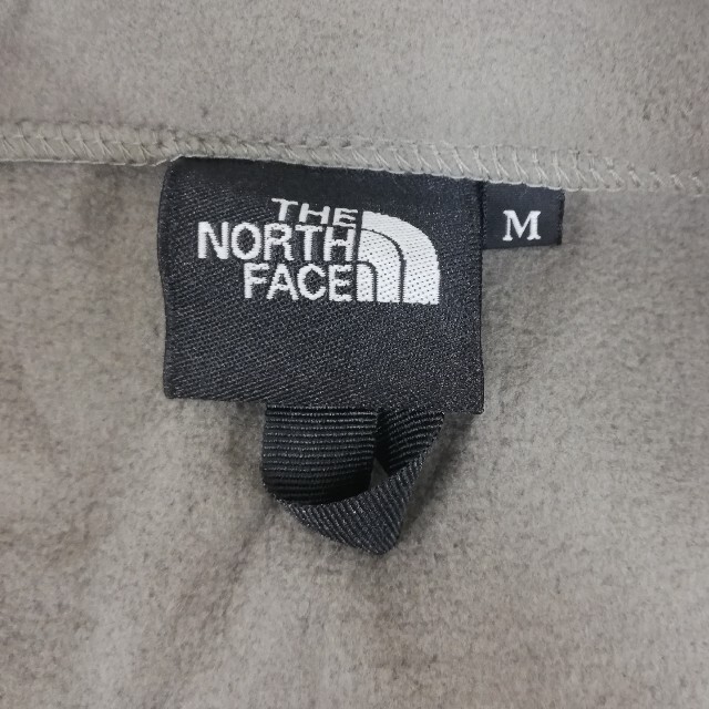 THE NORTH FACE(ザノースフェイス)のノースフェイス マウンテンバーサマイクロジャケット NL71904　Mサイズ メンズのジャケット/アウター(マウンテンパーカー)の商品写真