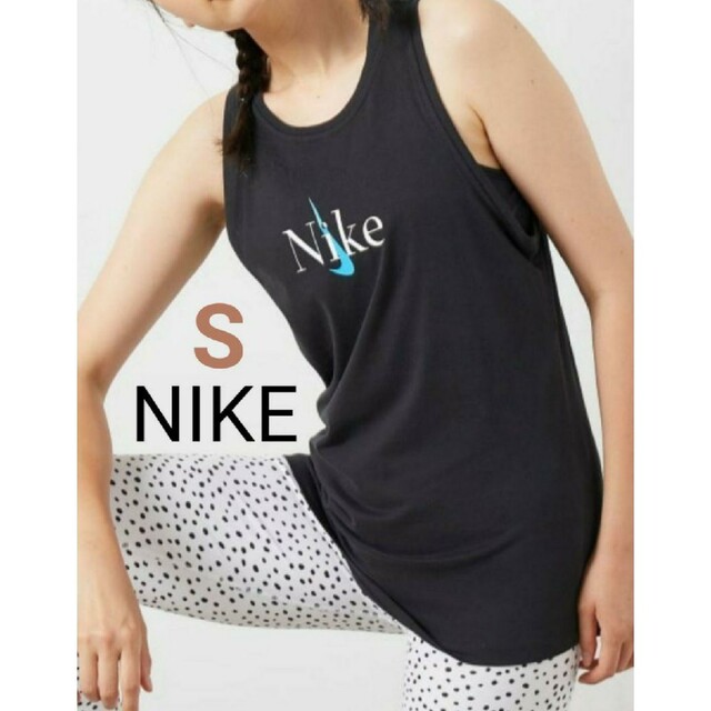 NIKE(ナイキ)の新品 ナイキ タンクトップ トップス NIKE レディースのトップス(タンクトップ)の商品写真