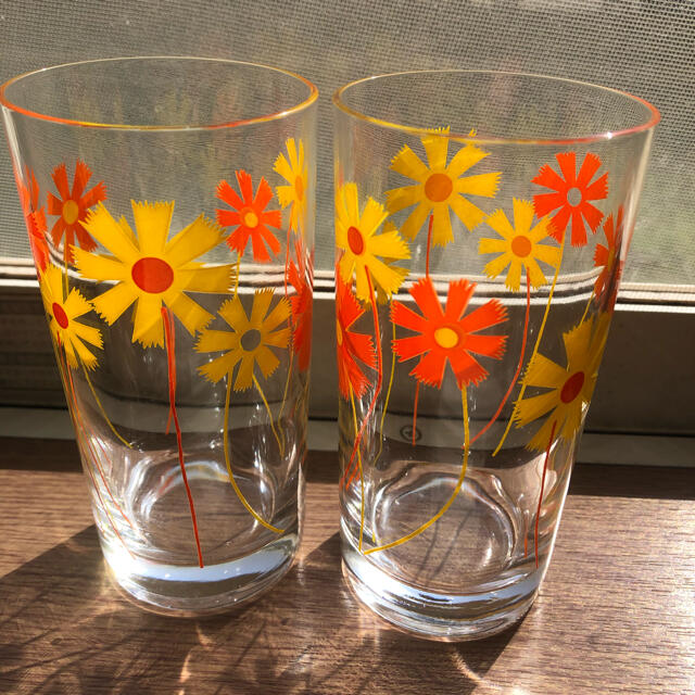 昭和レトロ　アデリアグラス　ポップな花柄グラス2個