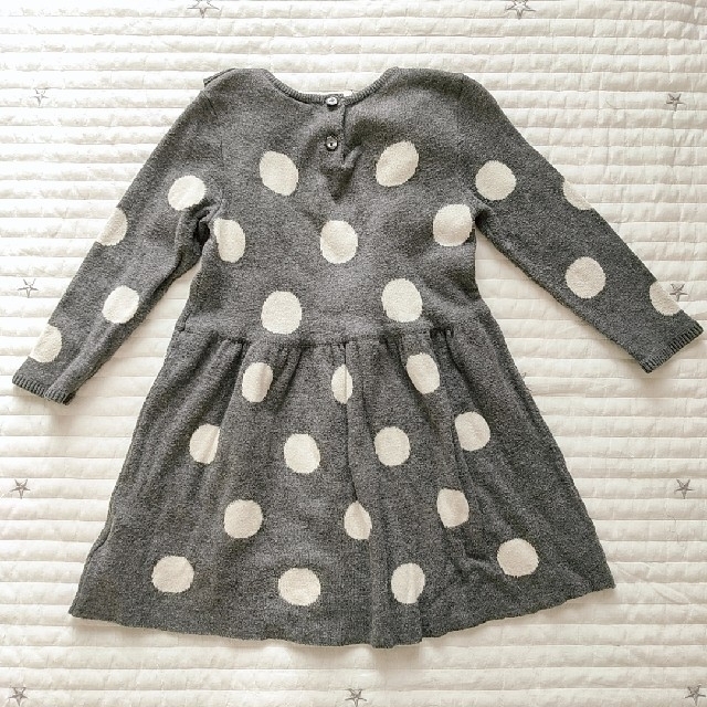 H&M(エイチアンドエム)のH&M 水玉ニットワンピース 80 キッズ/ベビー/マタニティのベビー服(~85cm)(ワンピース)の商品写真