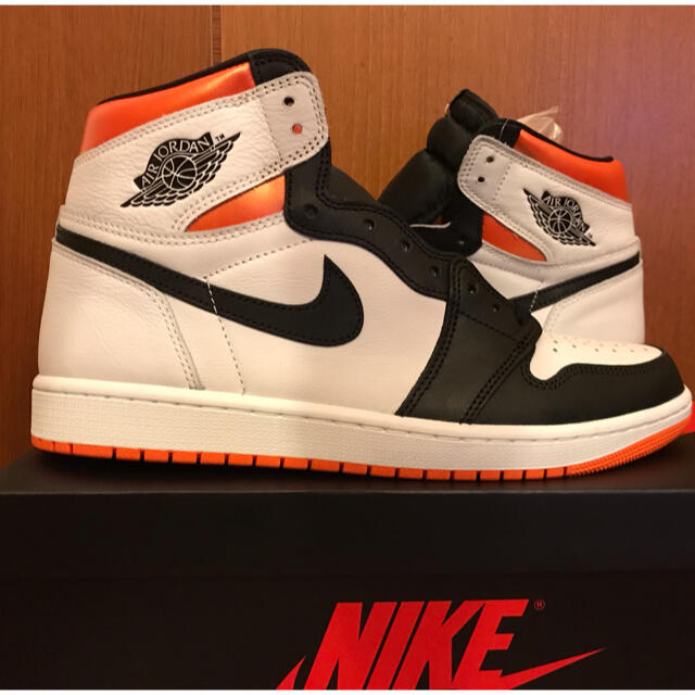 NIKE AIR JORDAN1 HIGH OG エレクトロオレンジ　28.5