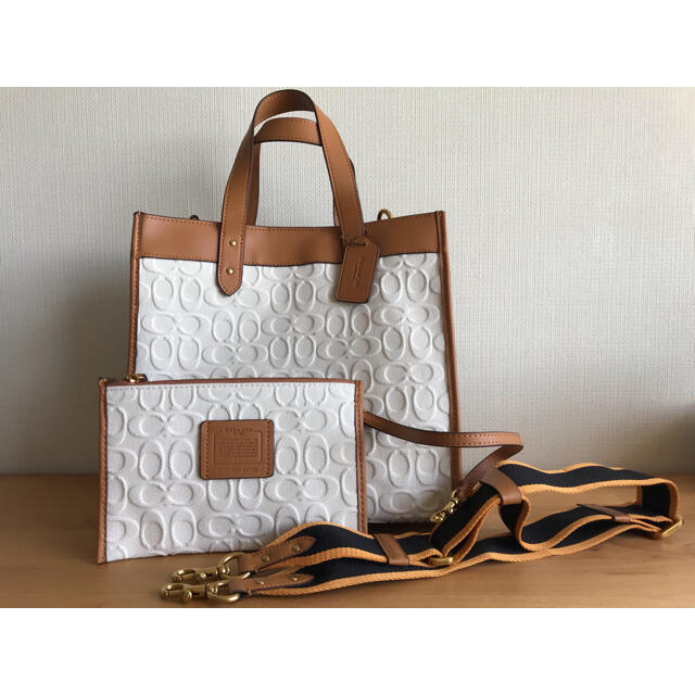 COACH(コーチ)の【新作トートバッグ】COACH 新品未使用 レディースのバッグ(トートバッグ)の商品写真