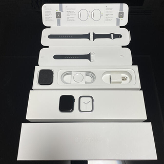 アップル(Apple)の【美品】Apple Watch 4 ステンレススチール44mm セルラーモデル(腕時計(デジタル))