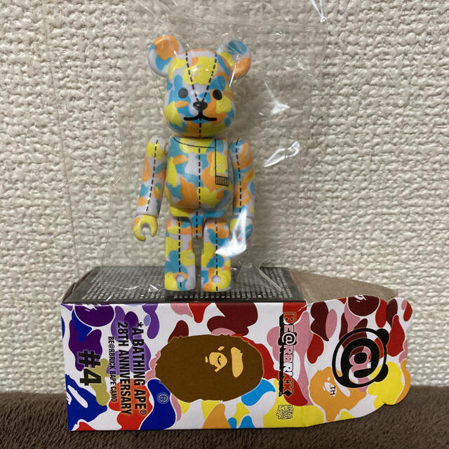 A BATHING APE(アベイシングエイプ)のBAPE BE@RBRICK 28th エンタメ/ホビーのフィギュア(その他)の商品写真