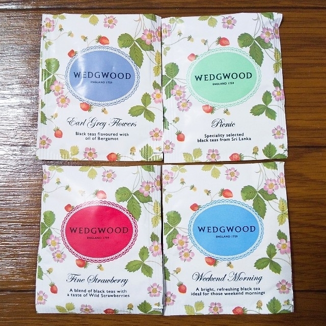 WEDGWOOD(ウェッジウッド)のウェッジウッド ワイルド ストロベリー ティーバッグ８袋 食品/飲料/酒の飲料(茶)の商品写真
