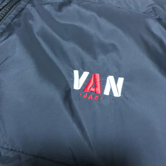 VAN Jacket(ヴァンヂャケット)の良品 VAN JAC 刺繍ロゴ リバーシブル ダウンジャケット M メンズのジャケット/アウター(ダウンジャケット)の商品写真