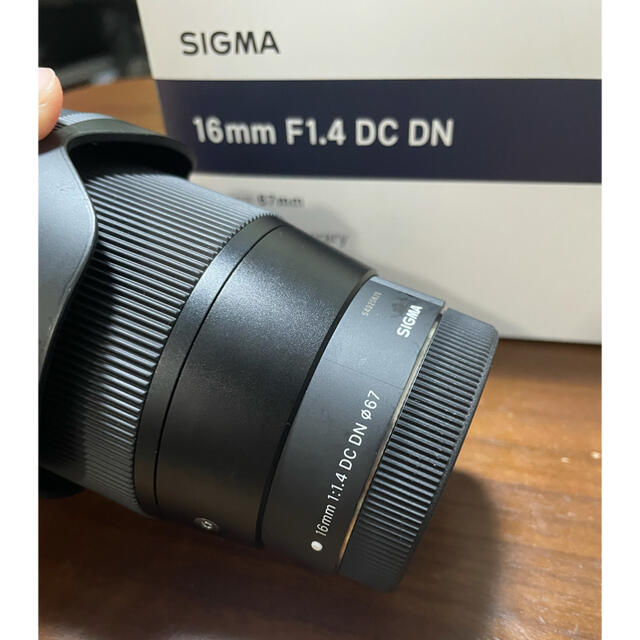 SIGMA(シグマ)のSIGMA 16mmF1.4 canon EF-M mount スマホ/家電/カメラのカメラ(レンズ(単焦点))の商品写真