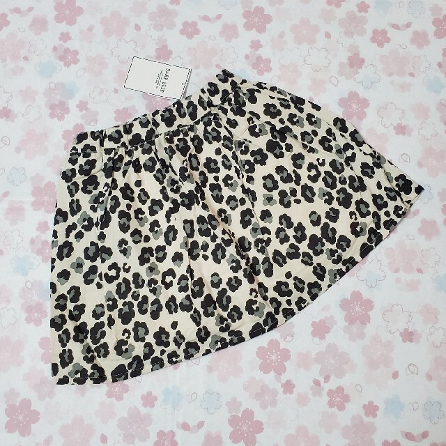 BeBe(ベベ)のSLAP SLIP☆レオパード柄スカパン キッズ/ベビー/マタニティのキッズ服女の子用(90cm~)(スカート)の商品写真