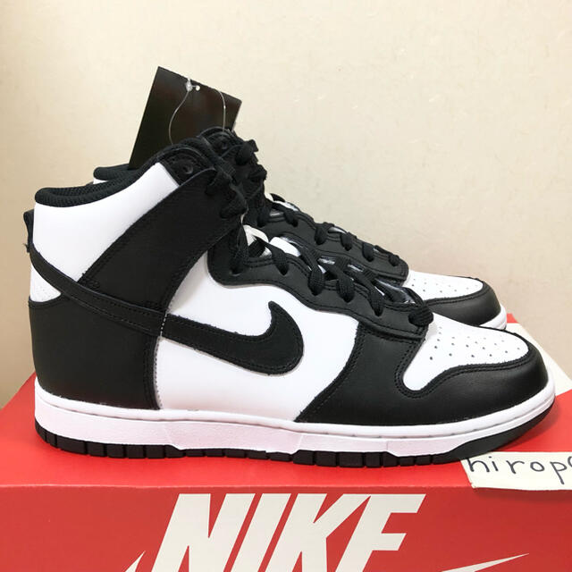 NIKE WMNS DUNK HIGH "BLACK AND WHITE"