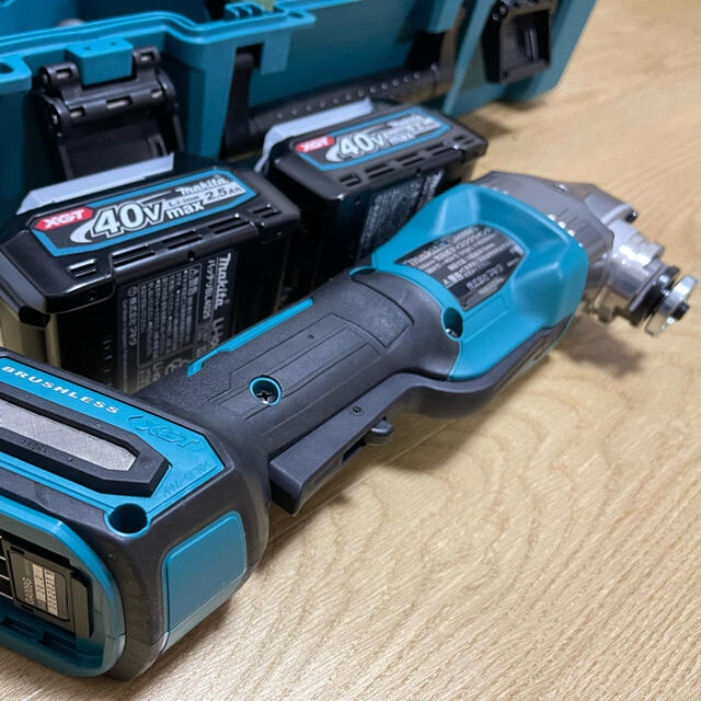 ⭐︎値下げ⭐︎makita マキタ　100mm　40v  ga009grdx