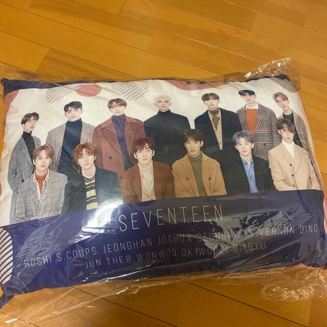 SEVENTEEN クッション