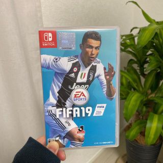 ニンテンドースイッチ(Nintendo Switch)のFIFA 19 Switch(家庭用ゲームソフト)