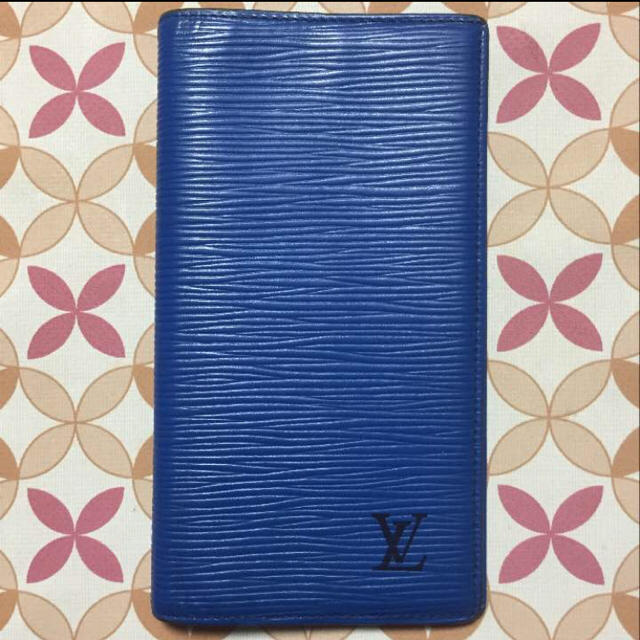 LOUIS VUITTON - 【値下げ】ルイヴィトン エピ 手帳カバーの通販 by m｜ルイヴィトンならラクマ