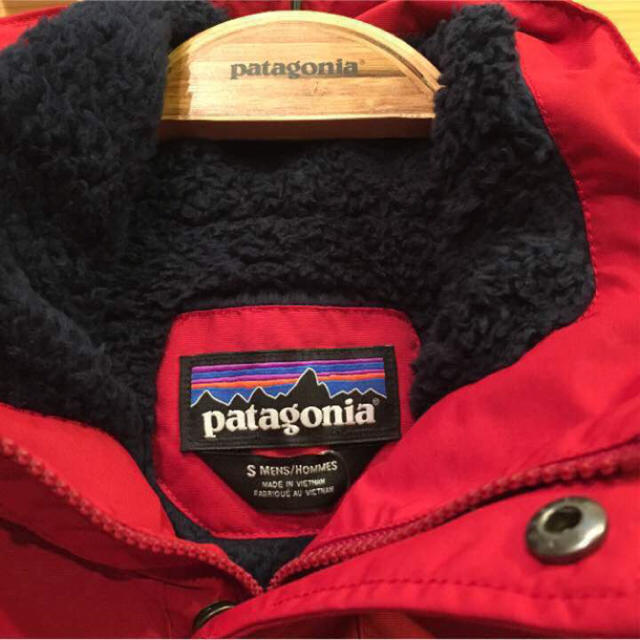 patagonia(パタゴニア)の【新品未使用】patagoniaイスマスパーカー メンズのジャケット/アウター(マウンテンパーカー)の商品写真