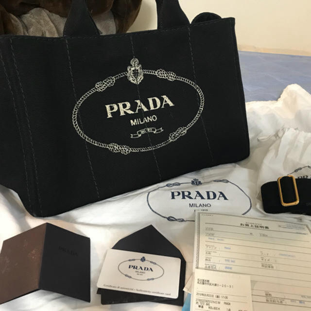 PRADA カナパ トートバッグ レディースのバッグ(トートバッグ)の商品写真