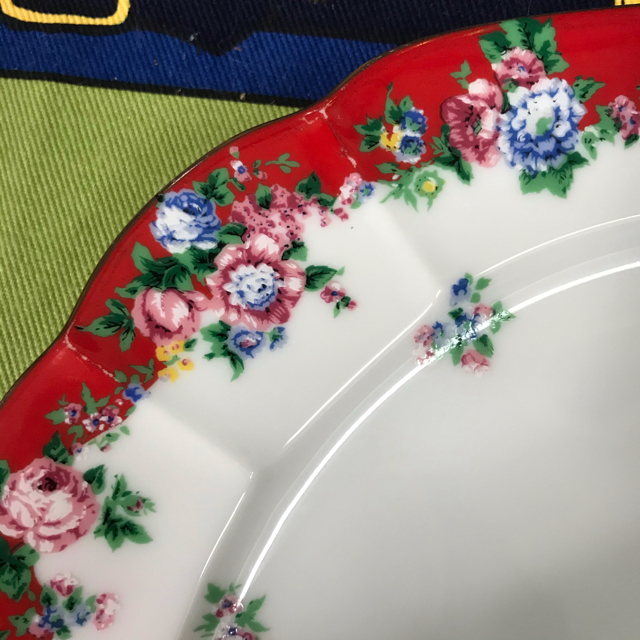 KENZO(ケンゾー)のKENZO 大プレート二枚 インテリア/住まい/日用品のキッチン/食器(食器)の商品写真