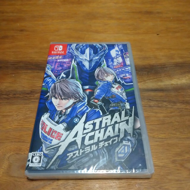 新品未開封　ASTRAL CHAIN（アストラルチェイン） Switch