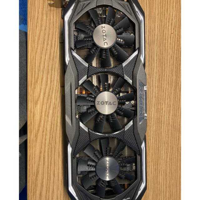 ZOTAC GeForce GTX 1080 AMP ExtremePCパーツ