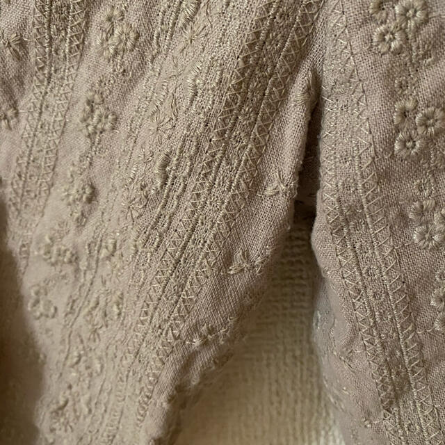SM2(サマンサモスモス)のSM2 サマンサモスモス 花柄総刺繍パンツ レディースのパンツ(カジュアルパンツ)の商品写真