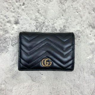 Gucci - 【極美品】グッチ GG マーモント キルティングレザー 二つ折り