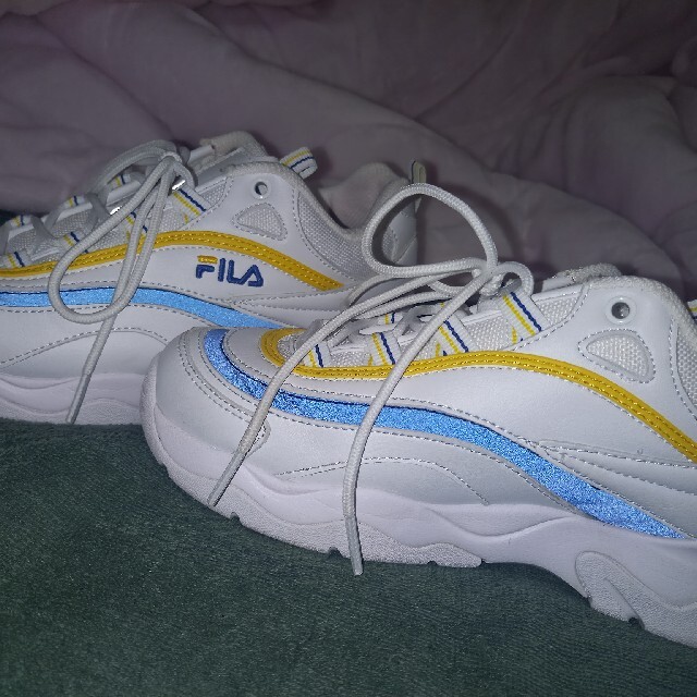 FILA(フィラ)の最終値下げFILA RAY (WHITE/BLUE)【SP】ダッドスニーカー レディースの靴/シューズ(スニーカー)の商品写真