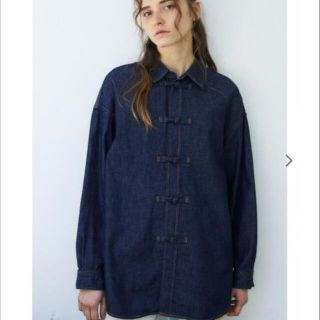 マウジー(moussy)のCHINA BUTTON DENIM シャツ  moussy  デニム(シャツ/ブラウス(長袖/七分))