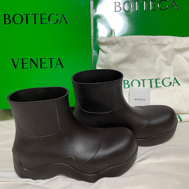 Bottega Veneta(ボッテガヴェネタ)の【eee様専用】BOTTEGA VENETA パドルブーツ 焦茶 38 レディースの靴/シューズ(ブーツ)の商品写真