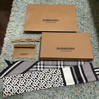 バーバリー(BURBERRY)のBURBERRY バーバリーモンタージュプリントシルクスキニースカーフ ミッツァ(バンダナ/スカーフ)