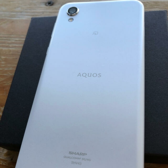 SHARP AQUOS sense2 SHV43 シルキーホワイト