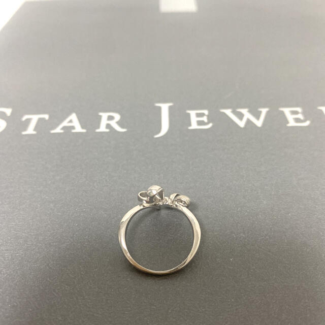 STAR JEWELRY(スタージュエリー)のスタージュエリー　18KWGダイヤ付きリボンリング レディースのアクセサリー(リング(指輪))の商品写真