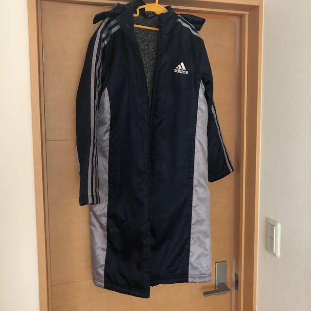 adidas(アディダス)のアディダス　ベンチコート　140 スポーツ/アウトドアのサッカー/フットサル(ウェア)の商品写真