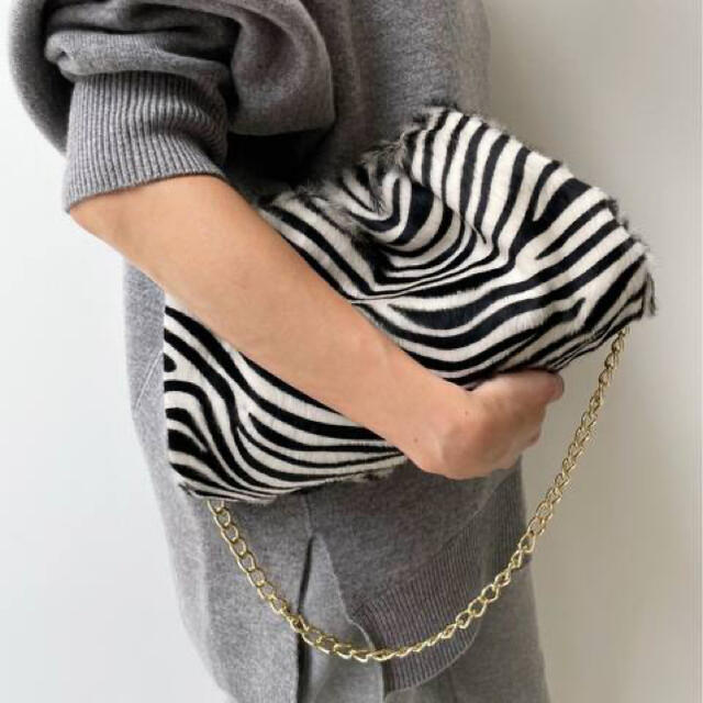 L'Appartement 【オウレンティ】Zebra Clutch Bag