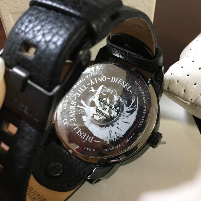DIESEL(ディーゼル)のDIESEL 黒のLITTLE DADDY メンズの時計(腕時計(アナログ))の商品写真