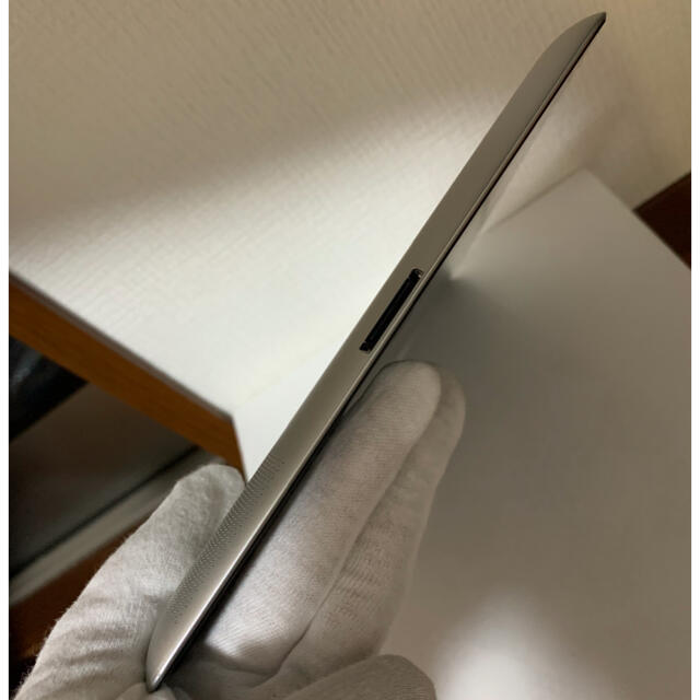 iPad(アイパッド)の準上品Bランク　iPad3 16GB　WiFiモデル  アイパッド　3世代 スマホ/家電/カメラのPC/タブレット(タブレット)の商品写真