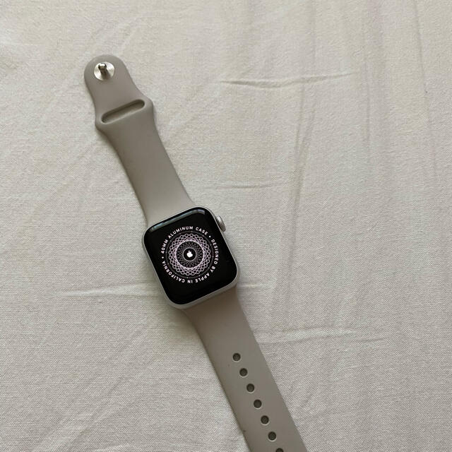 Apple Watch(アップルウォッチ)のApple Watch series5 早い者勝ち スマホ/家電/カメラのスマートフォン/携帯電話(その他)の商品写真