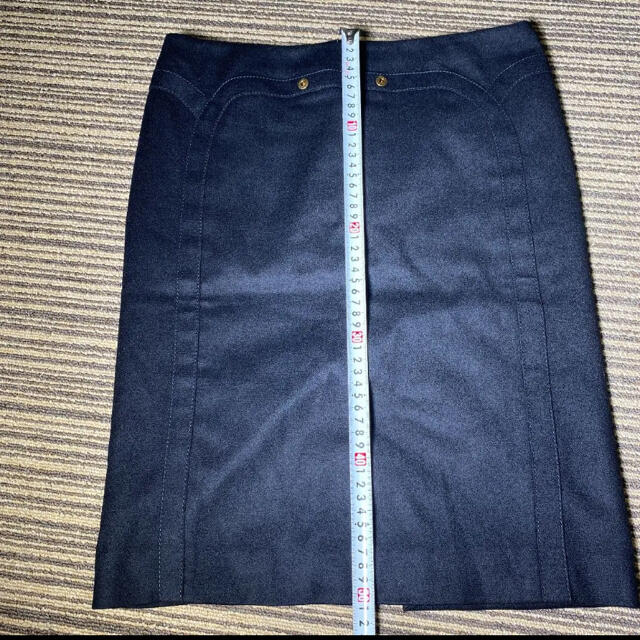 【GUCCI 】タイトスカート　黒色　おしゃれ　36サイズ　 レディースのスカート(ひざ丈スカート)の商品写真