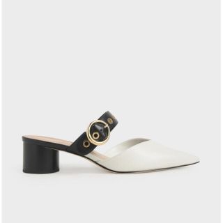 チャールズアンドキース(Charles and Keith)の【美品】CHARLES&KEITH ミュール【本日限定値下げ中】(ミュール)