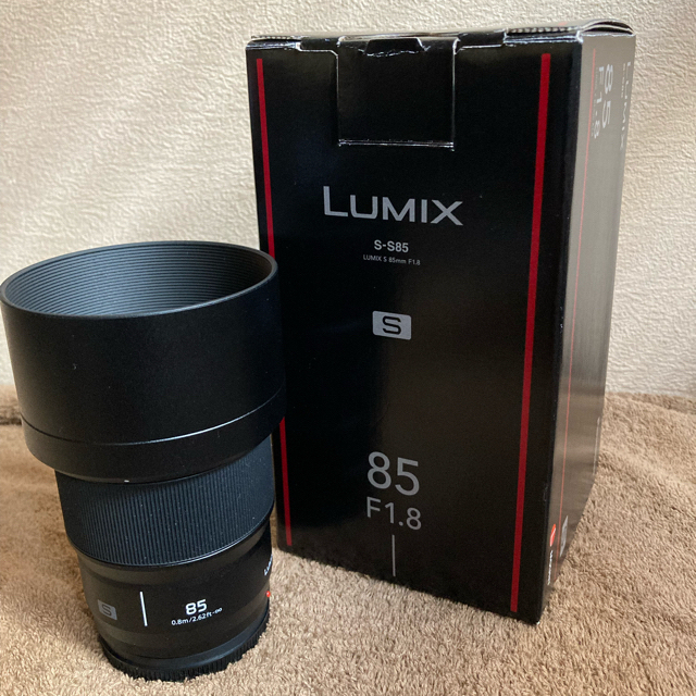 Panasonic - lumix s  85mm f1.8
