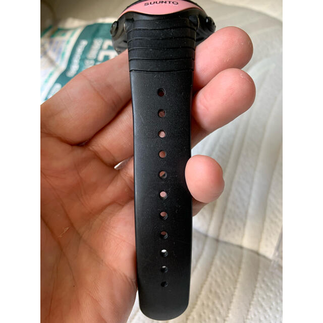 SUUNTO(スント)のSuuntoスントVectorベクター Pink(日本限定1000本) メンズの時計(腕時計(デジタル))の商品写真