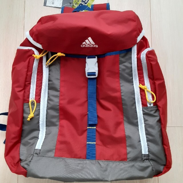 adidas(アディダス)の新品☆アディダス　大容量部36L　部活スポーツバック　リュック　旅行　軽量折り畳 メンズのバッグ(バッグパック/リュック)の商品写真