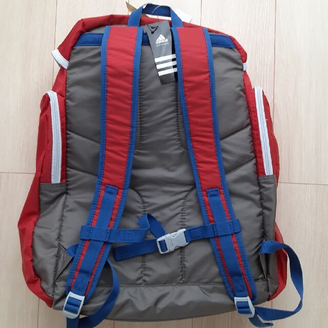 adidas(アディダス)の新品☆アディダス　大容量部36L　部活スポーツバック　リュック　旅行　軽量折り畳 メンズのバッグ(バッグパック/リュック)の商品写真